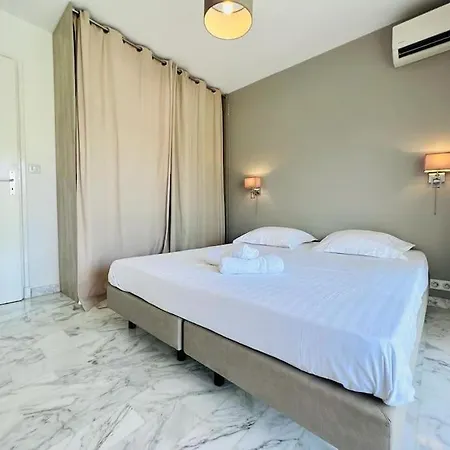 Le Pinede - 4 Prs- Parking - Clim - 500m Plages Apartment Antibes