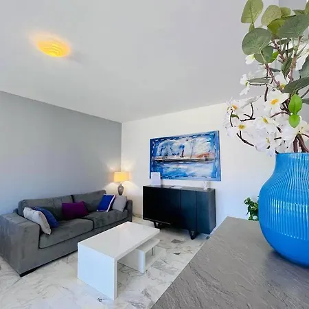 Le Pinede - 4 Prs- Parking - Clim - 500m Plages Apartment *